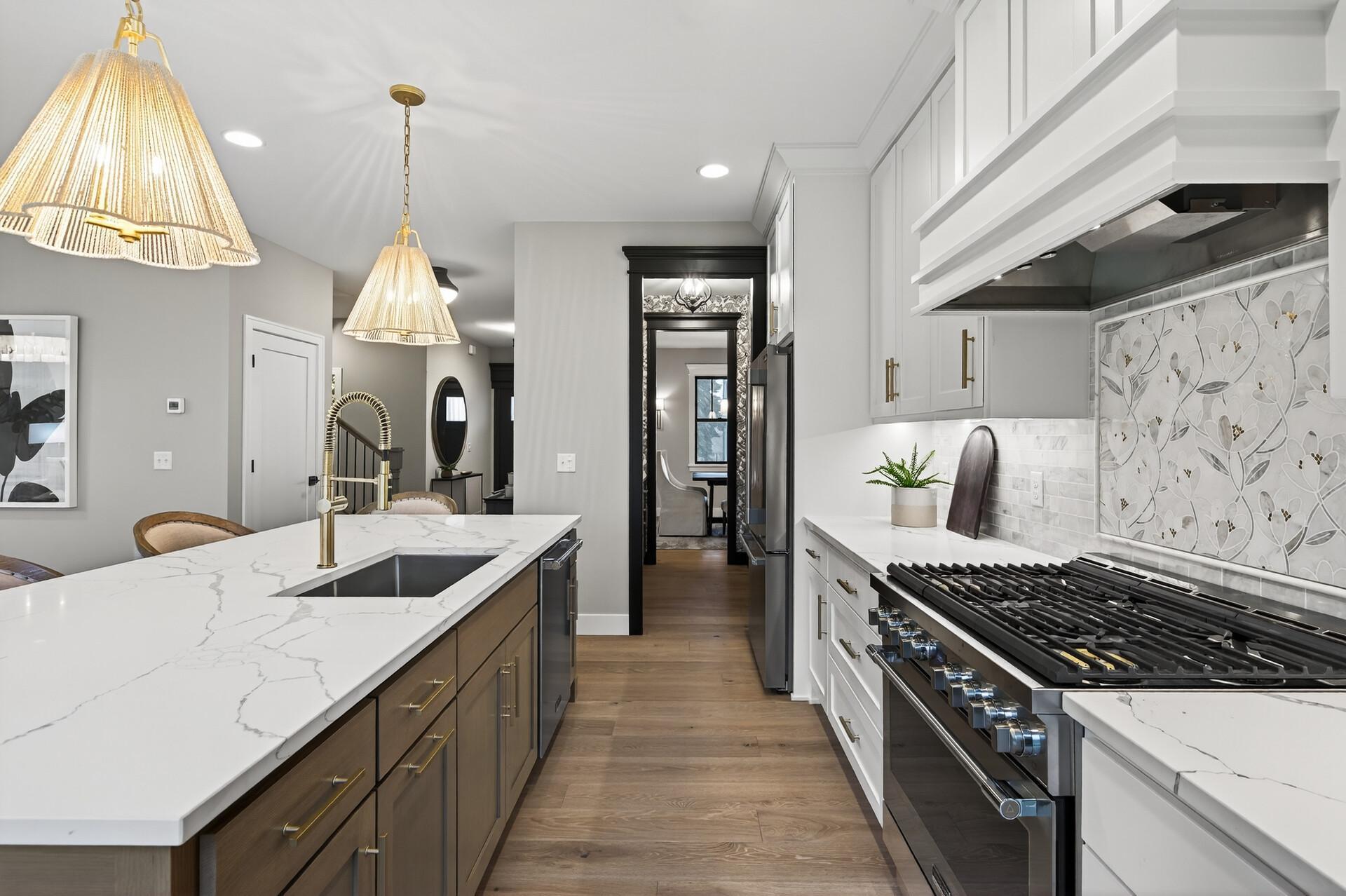 5319 Glenwood Avenue