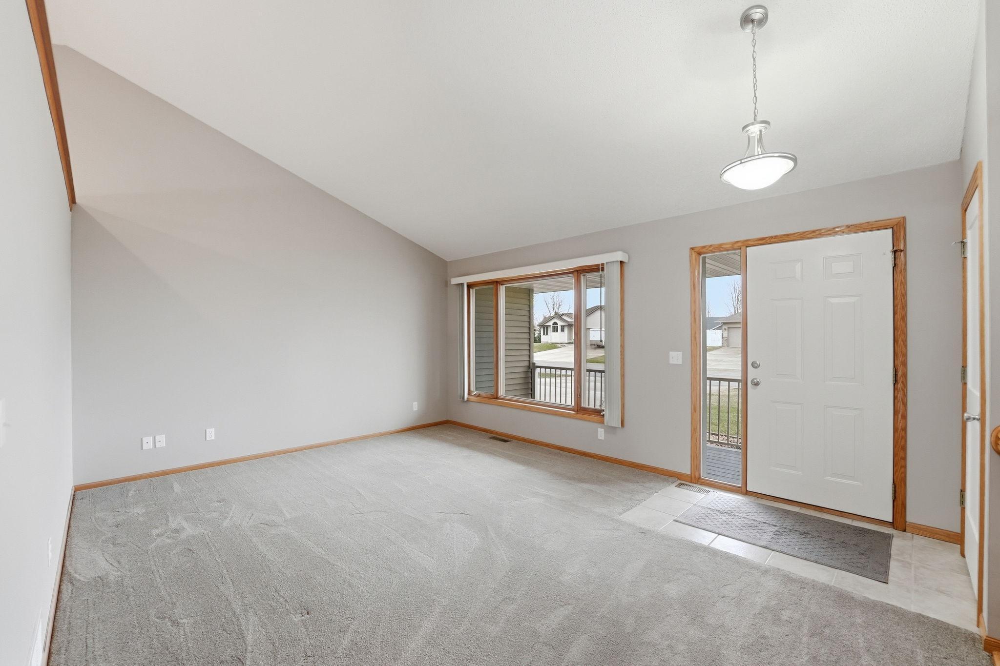 801 Maplewood Avenue