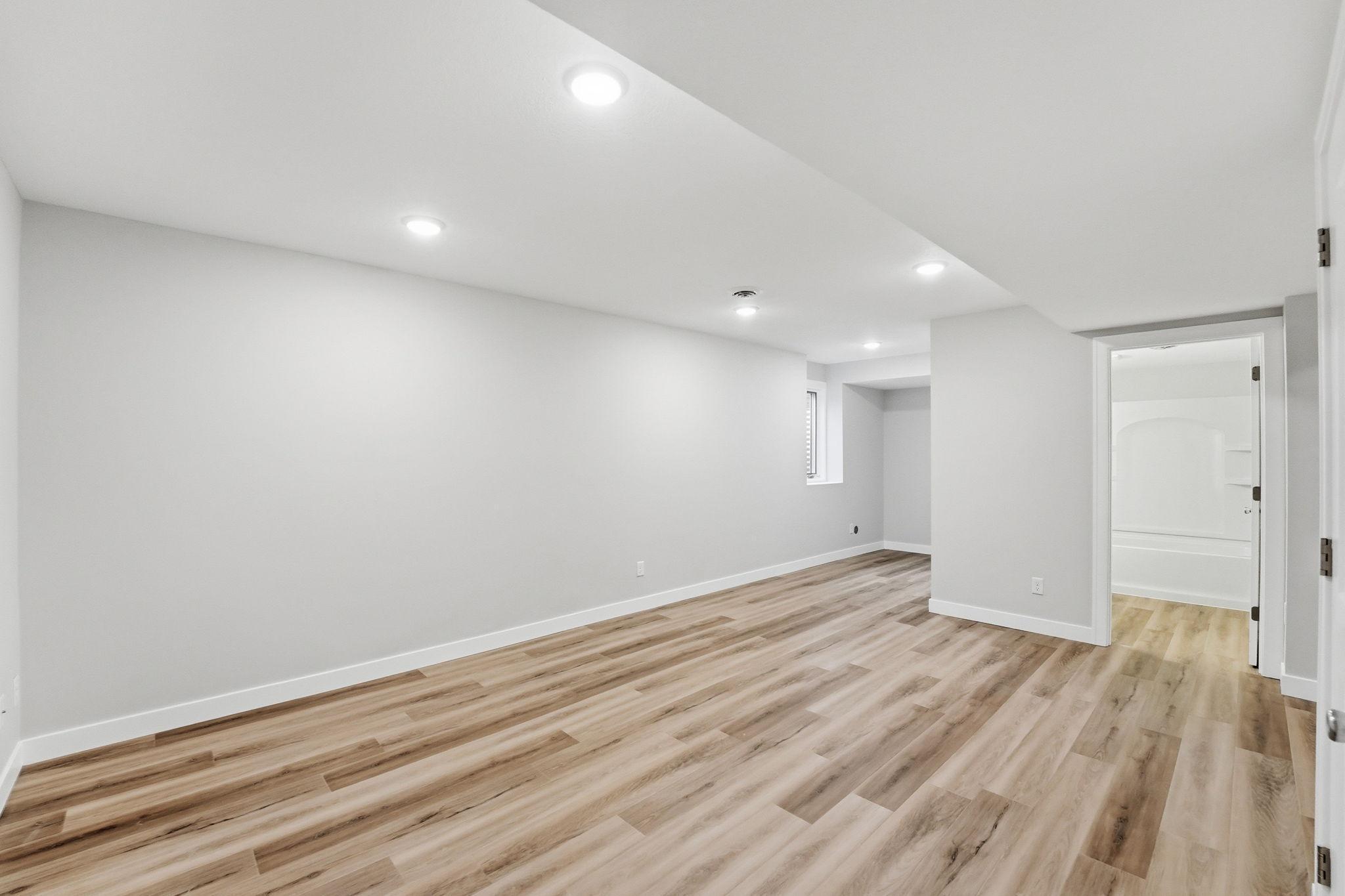 801 Maplewood Avenue