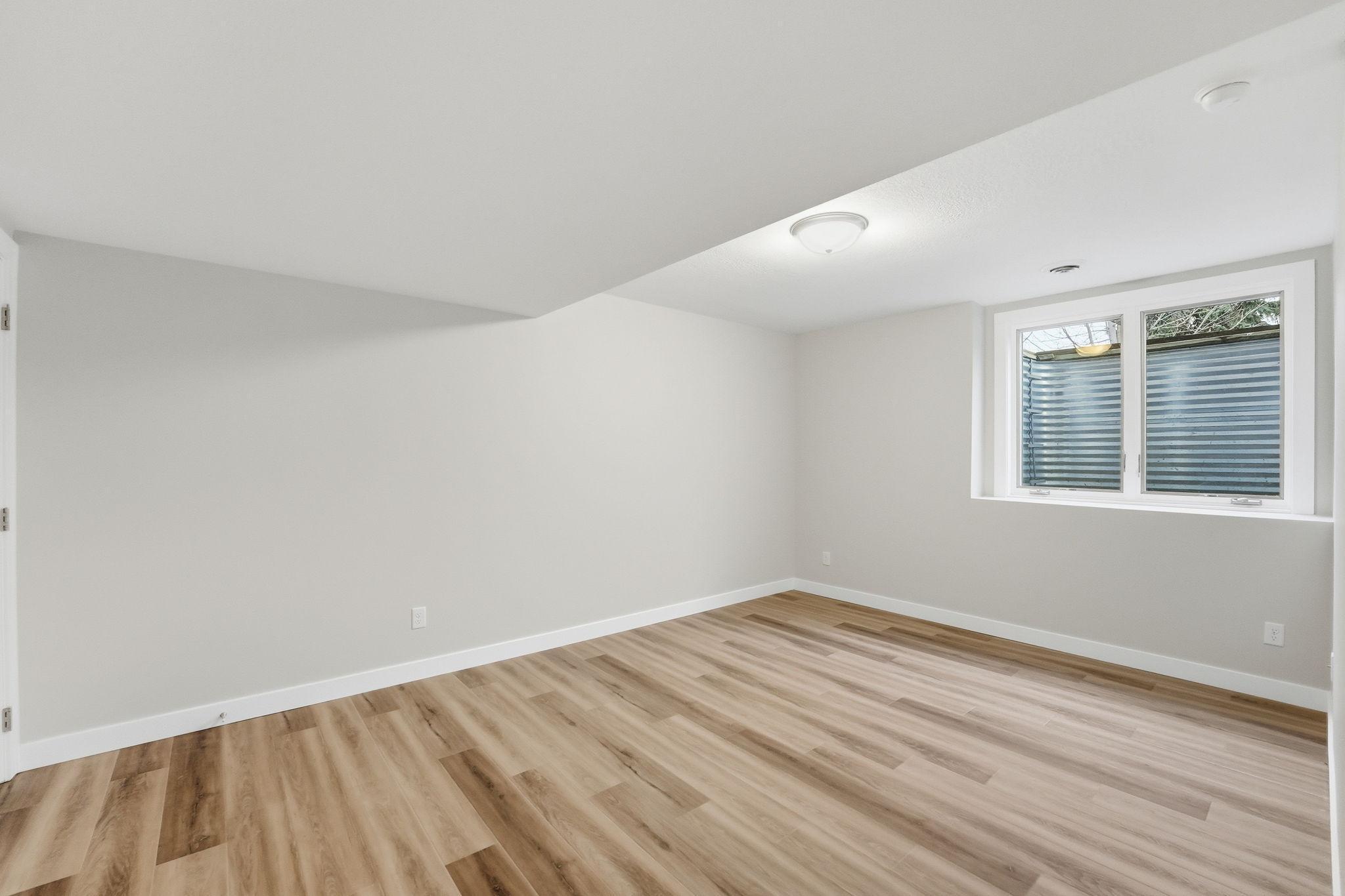 801 Maplewood Avenue