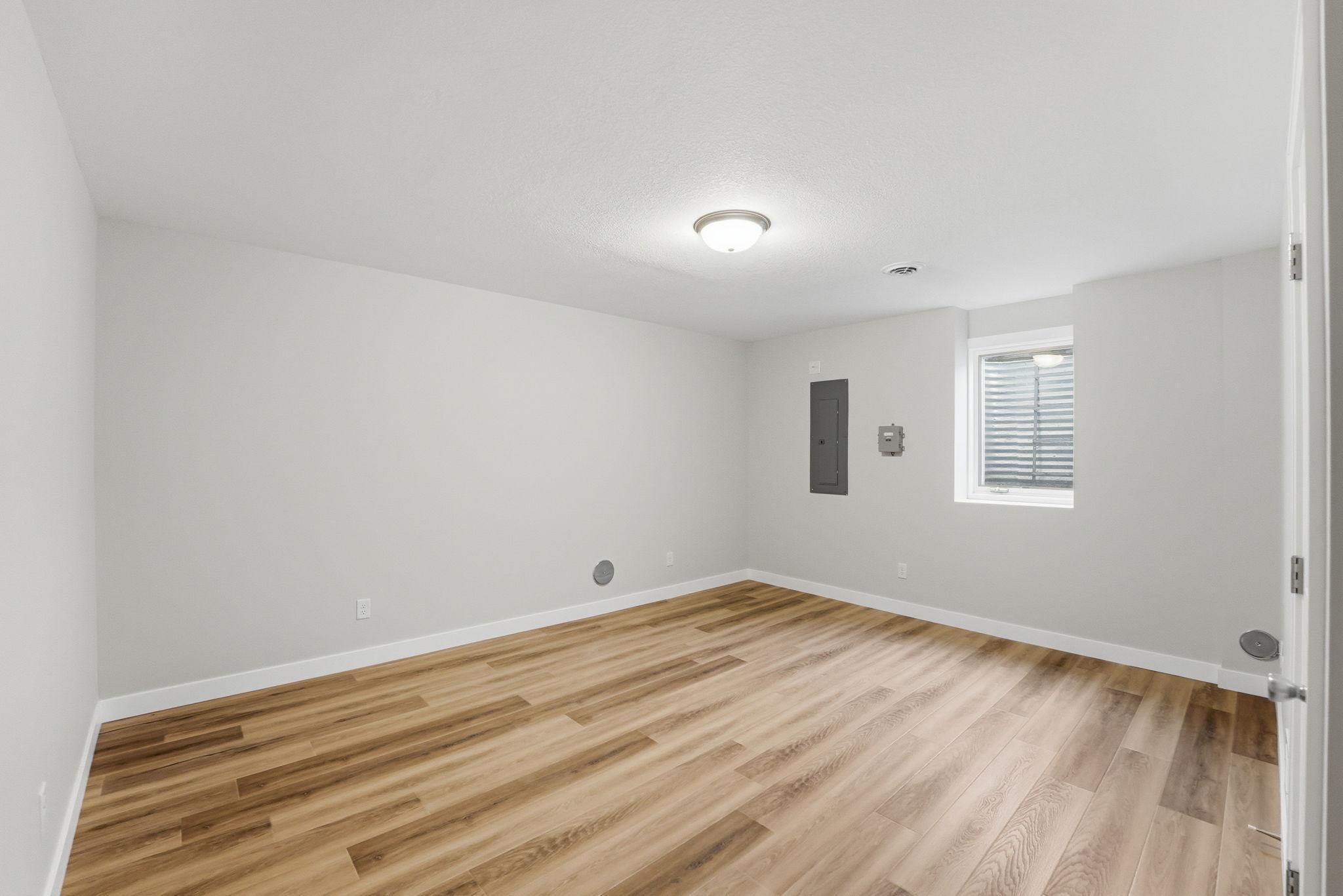 801 Maplewood Avenue