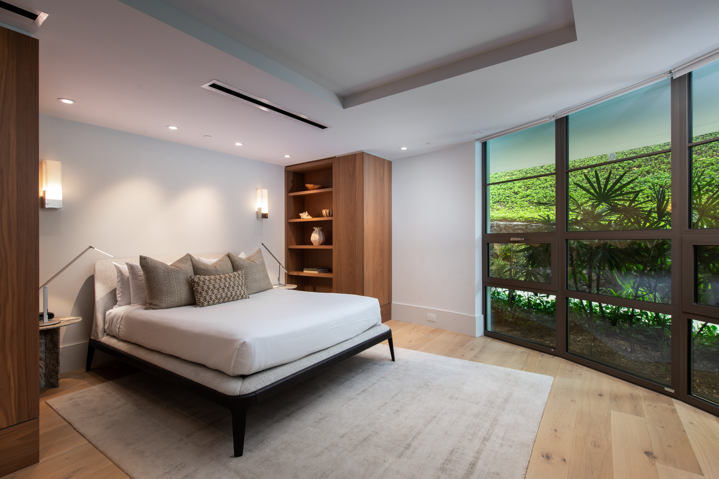 66-84 KAUNAOA DR B15