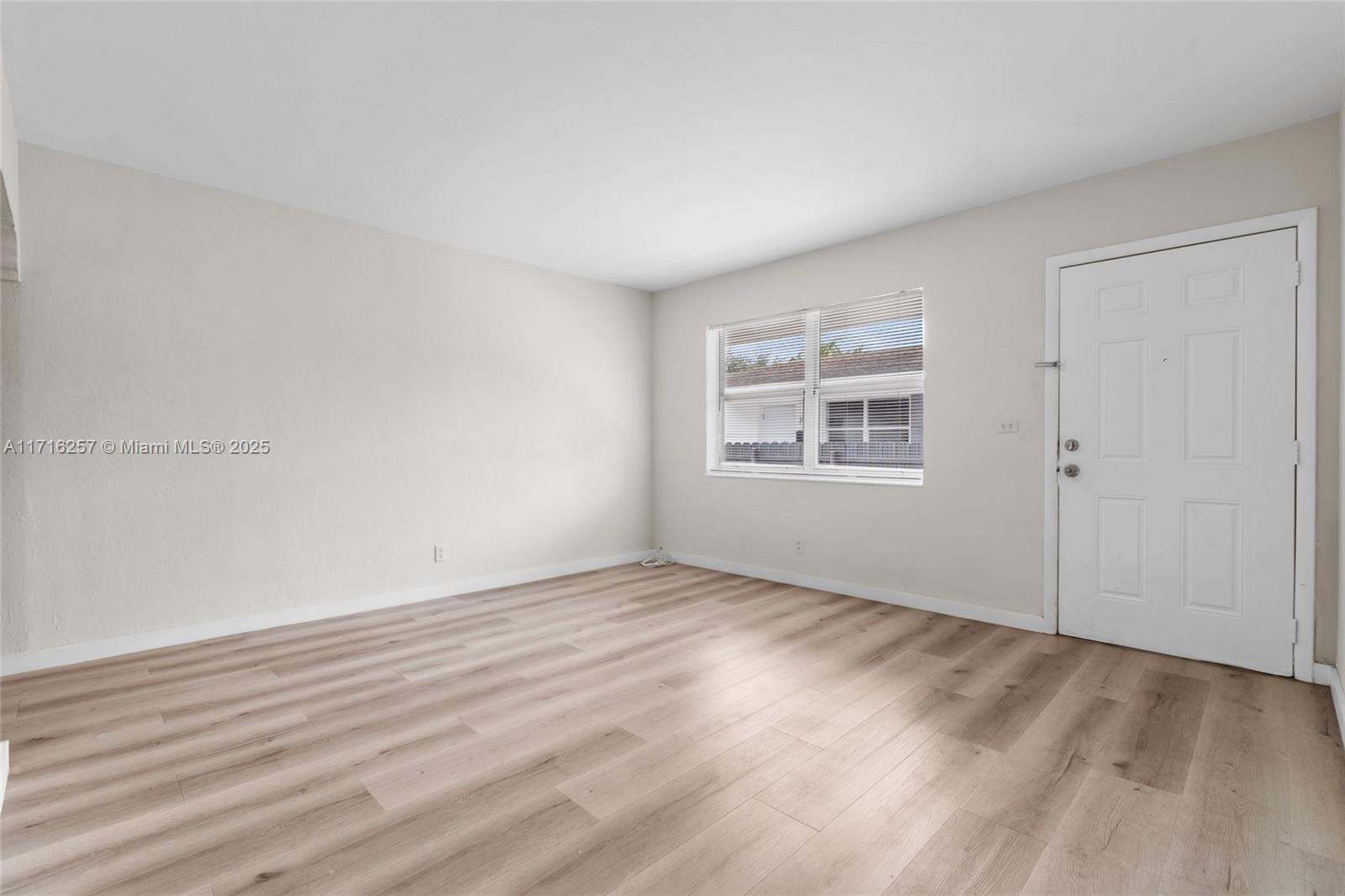 80 NE 64th St