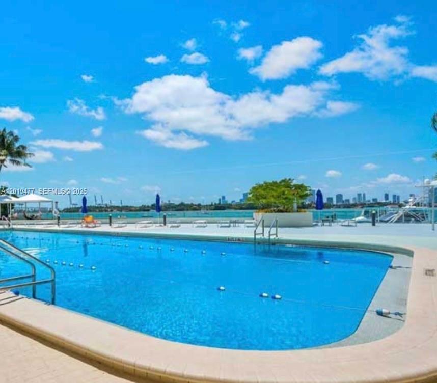 1035 West Ave # 502
