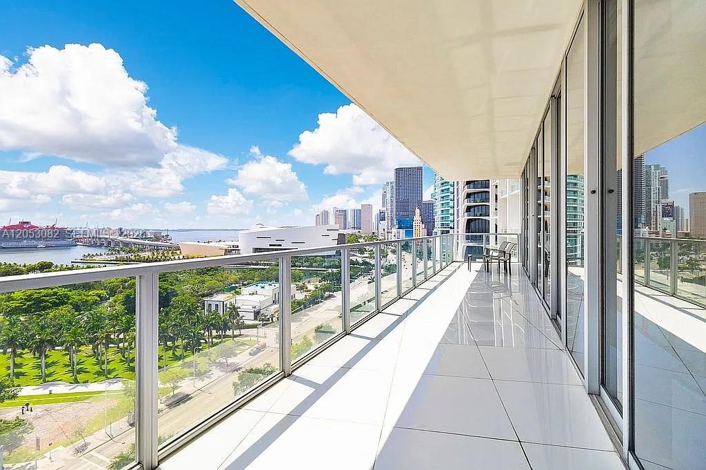 1100 Biscayne Blvd # 1501