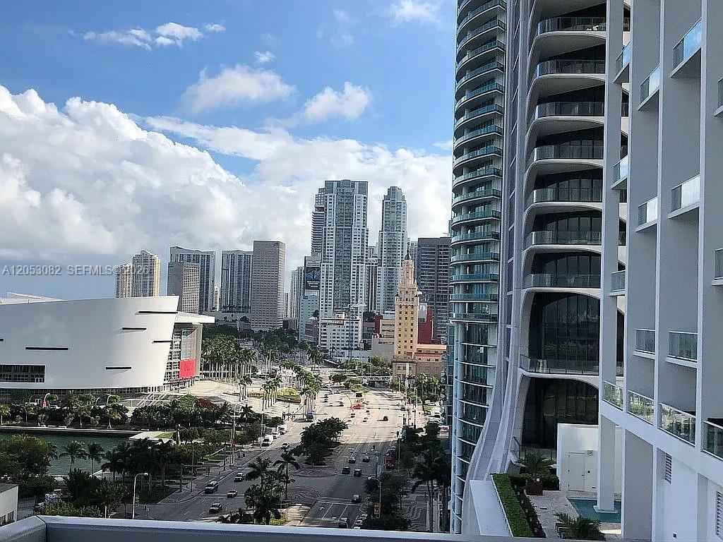 1100 Biscayne Blvd # 1501