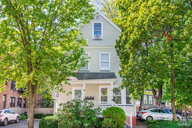 76 Montague Place