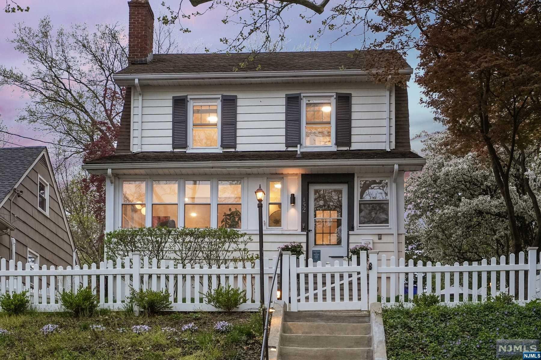 152 Essex Avenue