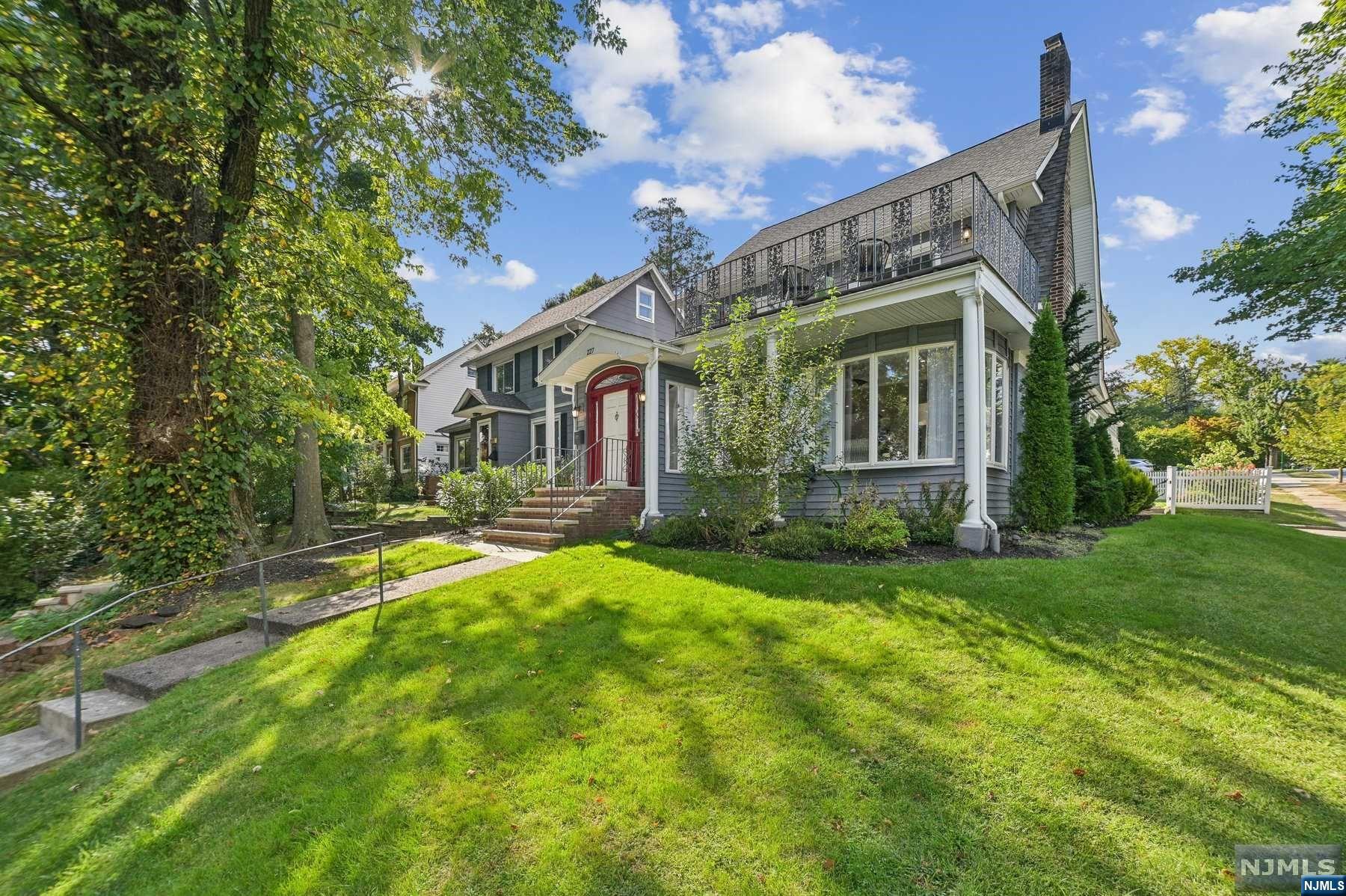 227 Walton Avenue