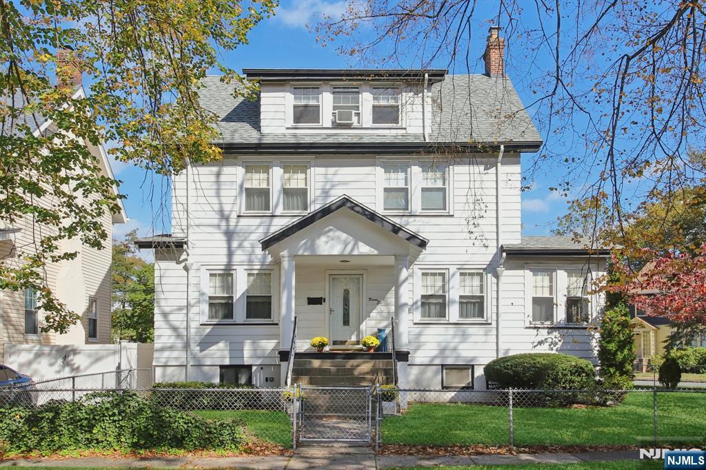 26 Lafayette Avenue