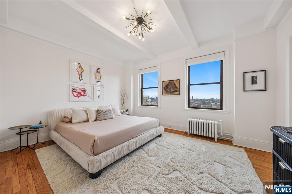 363-377 Mt Prospect Avenue 6DW