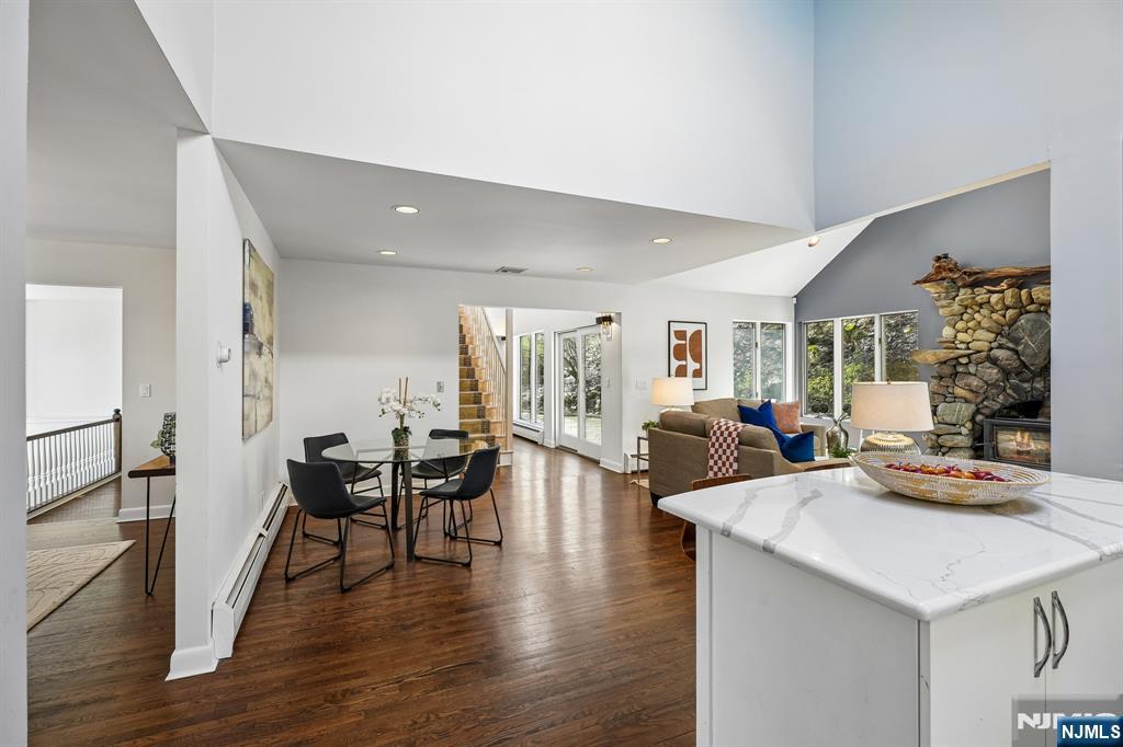 54 Upper High Crest Drive