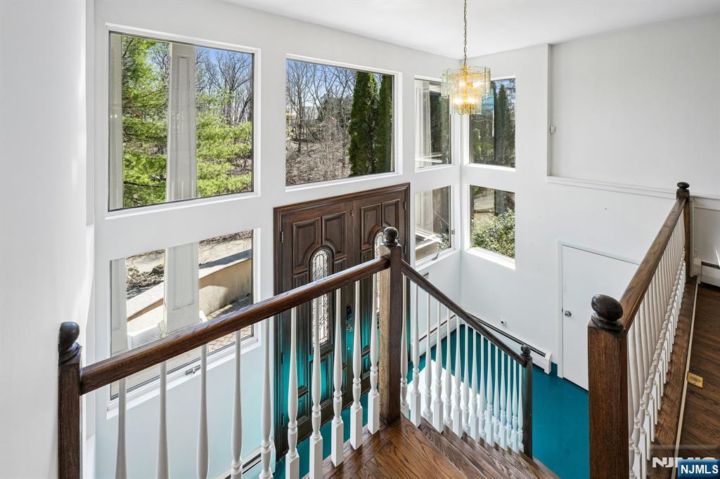 54 Upper High Crest Drive