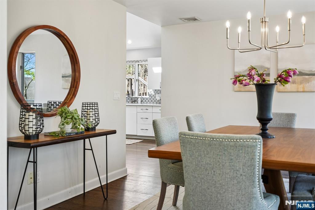 54 Upper High Crest Drive