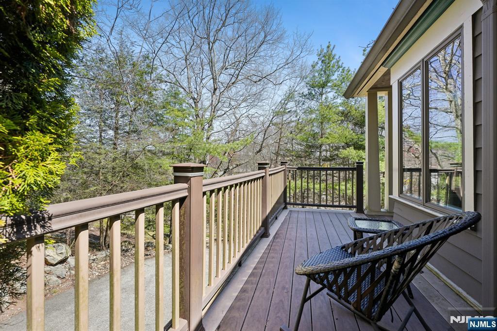 54 Upper High Crest Drive