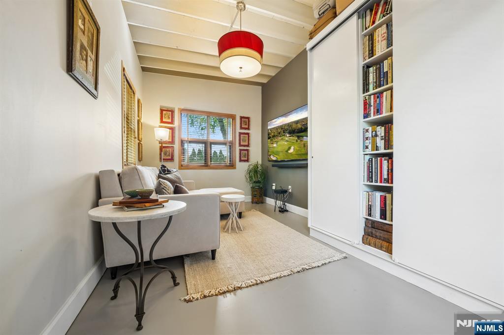 51 Greenwood Avenue 1