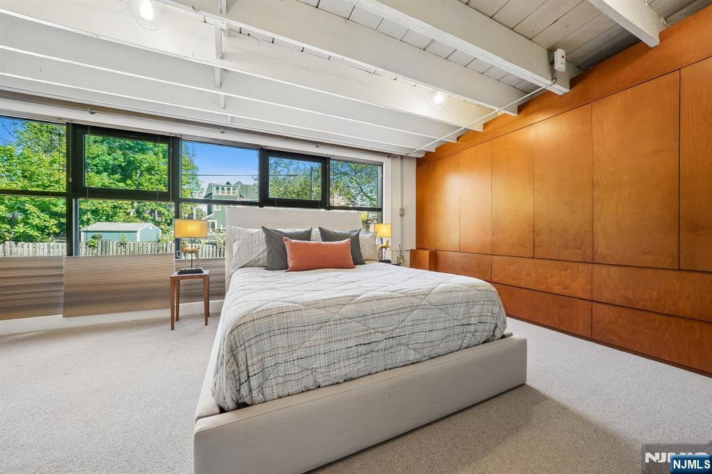 51 Greenwood Avenue 1