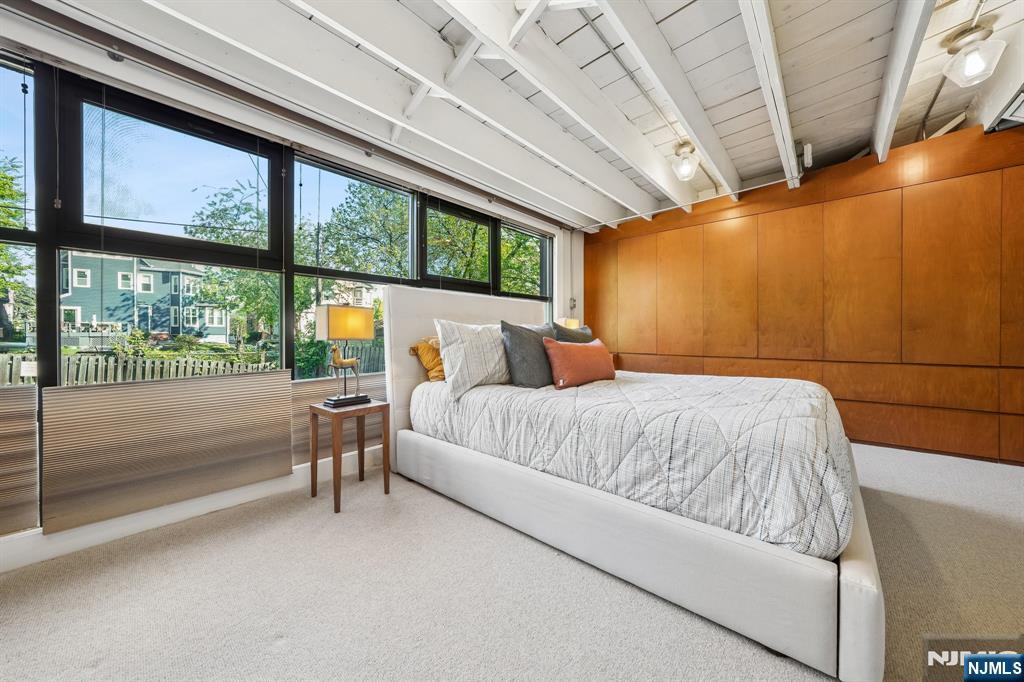 51 Greenwood Avenue 1