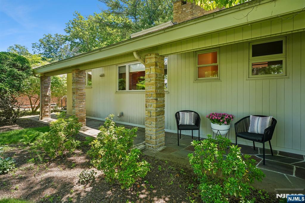 170 Northwoods Drive
