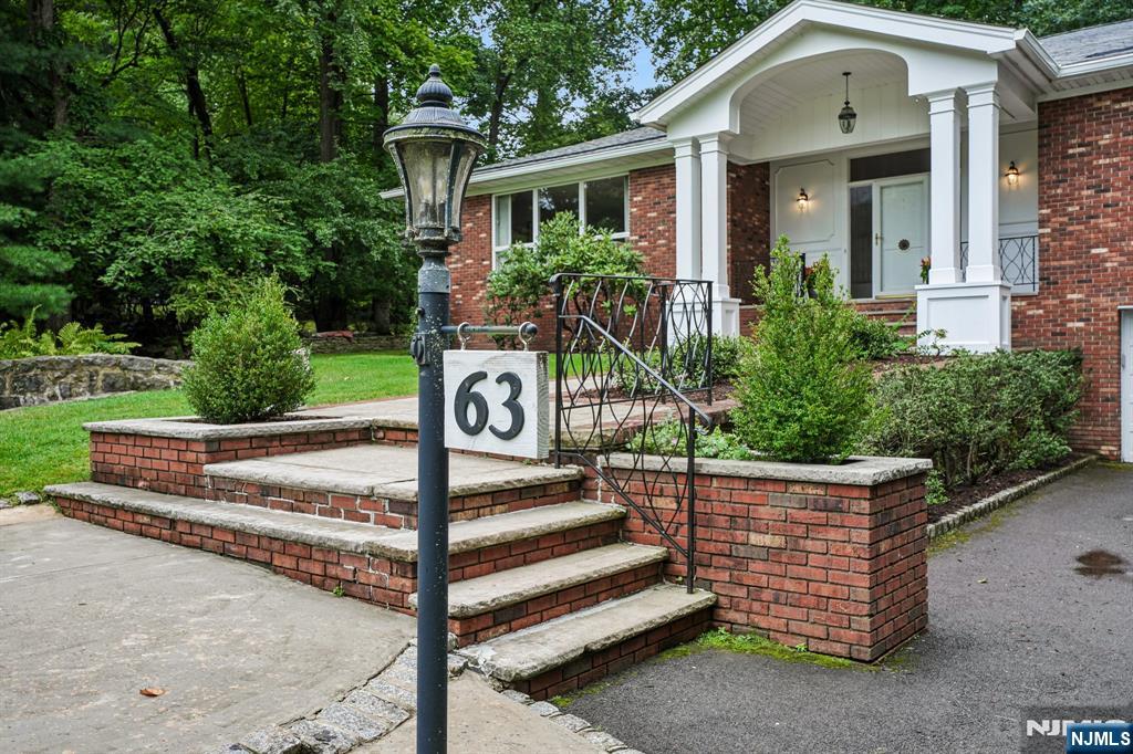 63 Fells Road