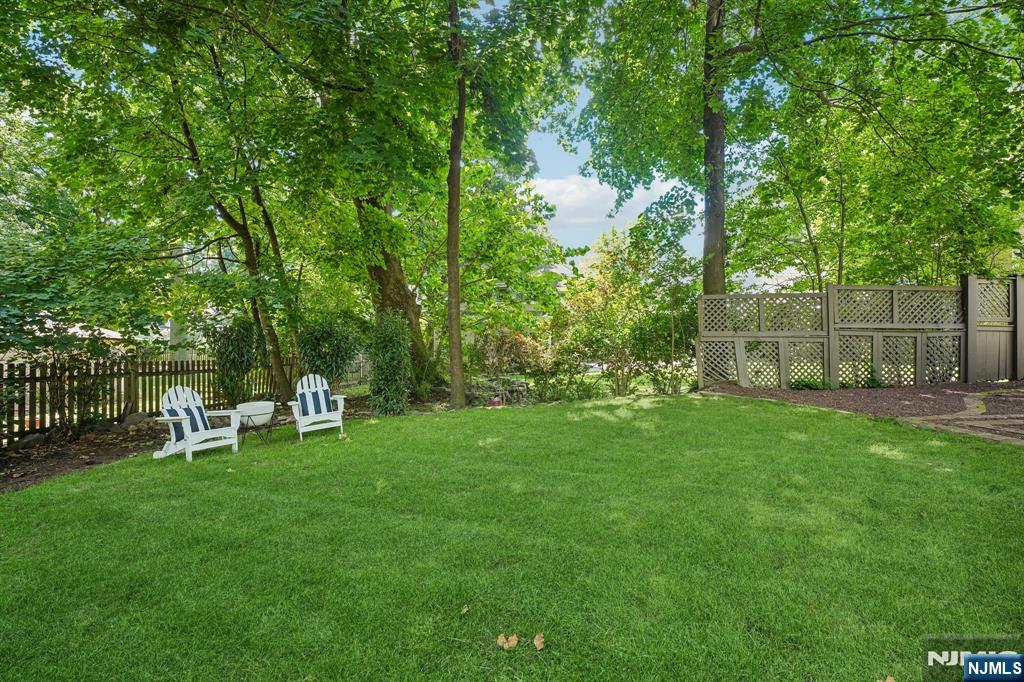 150 Gordonhurst Avenue