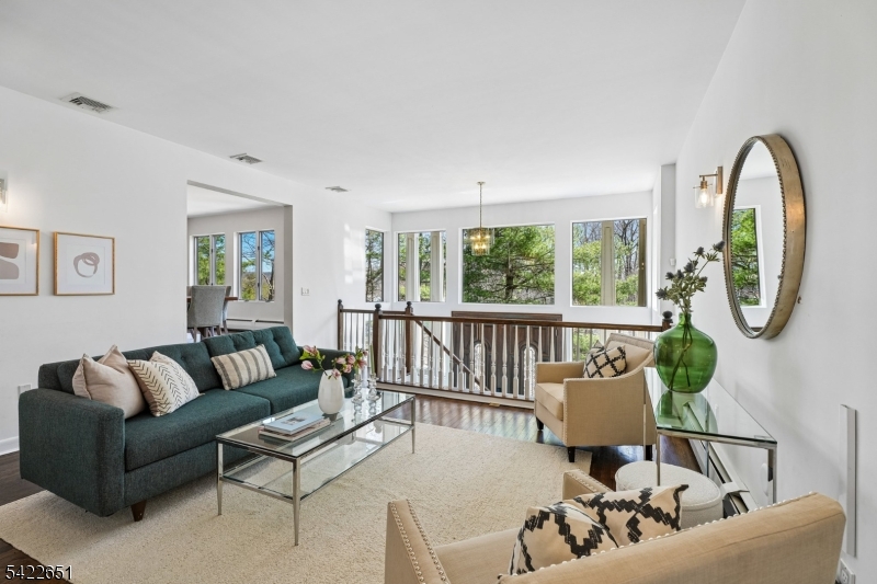 54 Upper High Crest Drive
