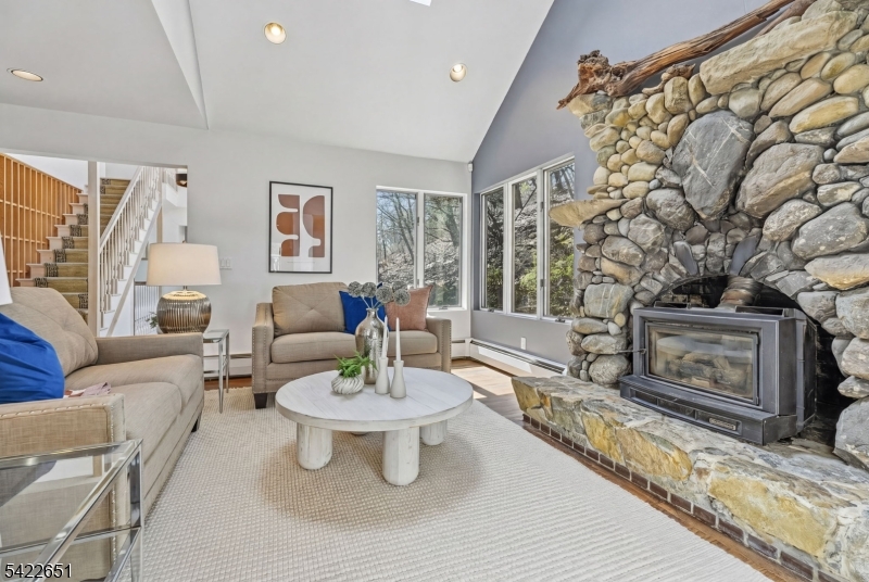 54 Upper High Crest Drive