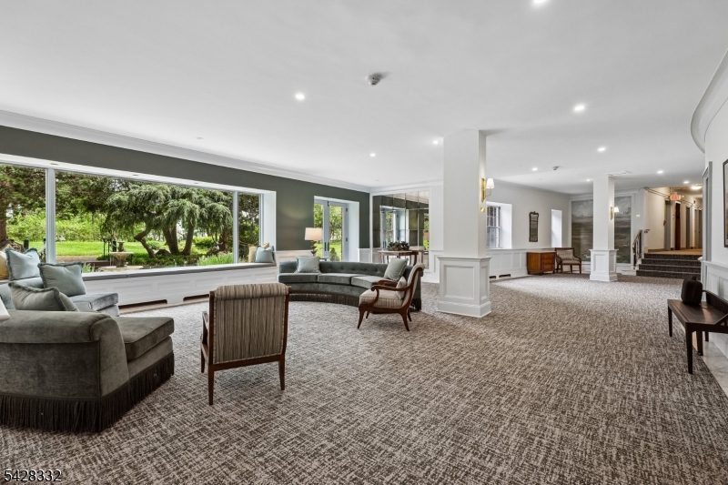 10 Crestmont Rd 5J 5J