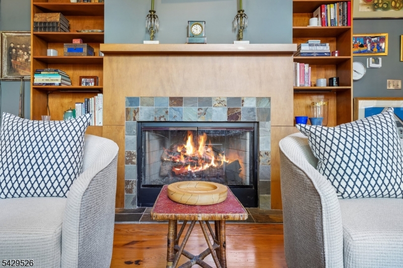 51 Greenwood Ave 1