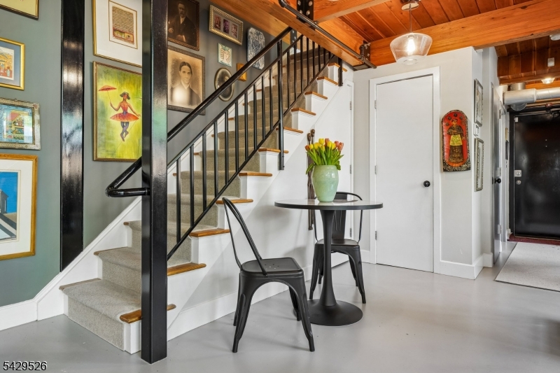 51 Greenwood Ave 1
