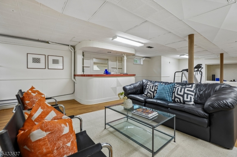 170 Northwoods Dr