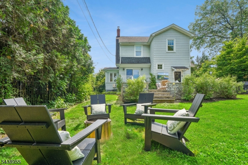 20 Euclid Pl