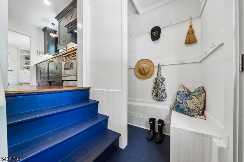 20 Euclid Pl