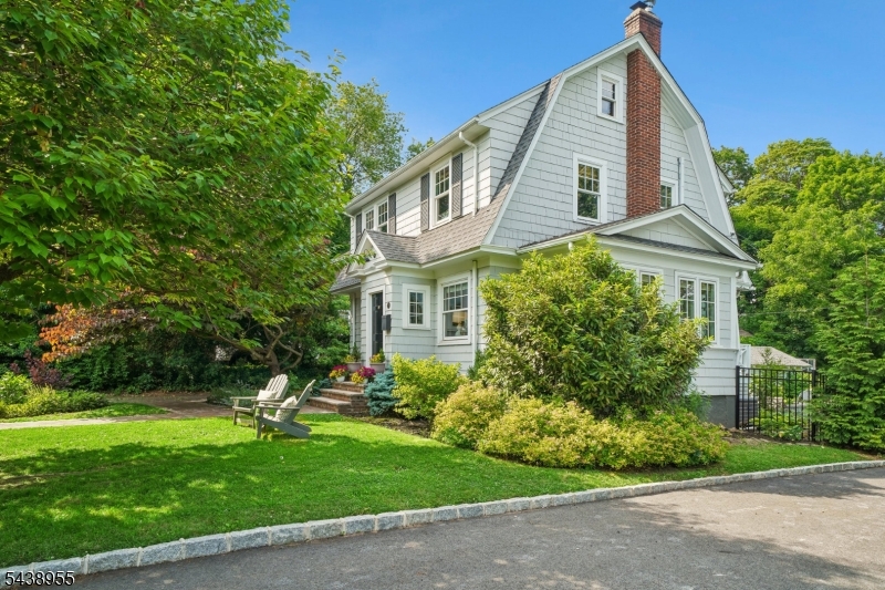 20 Euclid Pl