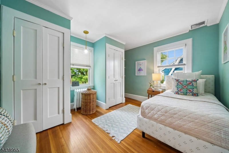 20 Euclid Pl