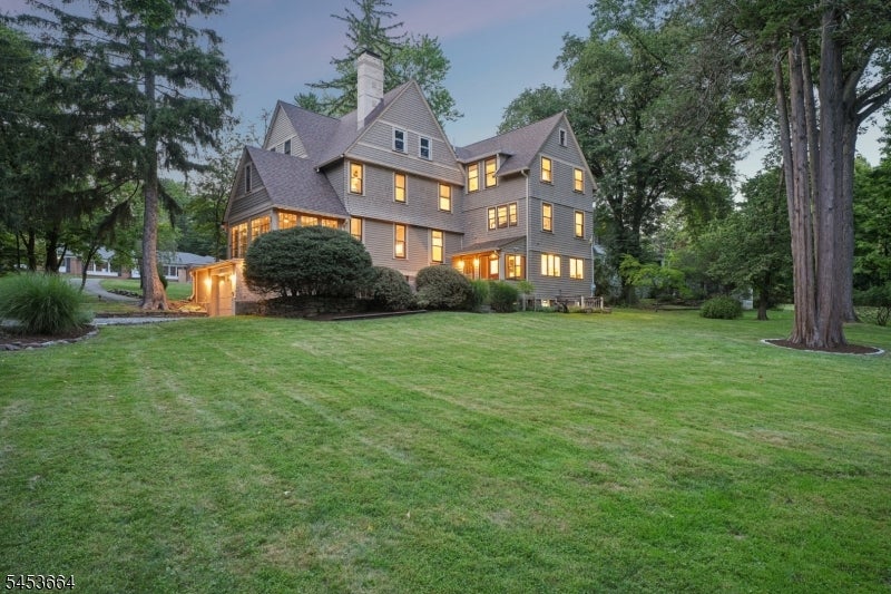6 Edgehill Rd