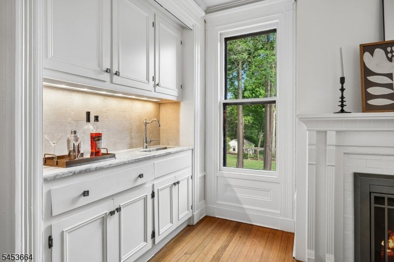 6 Edgehill Rd