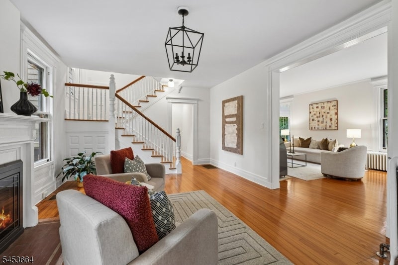 6 Edgehill Rd