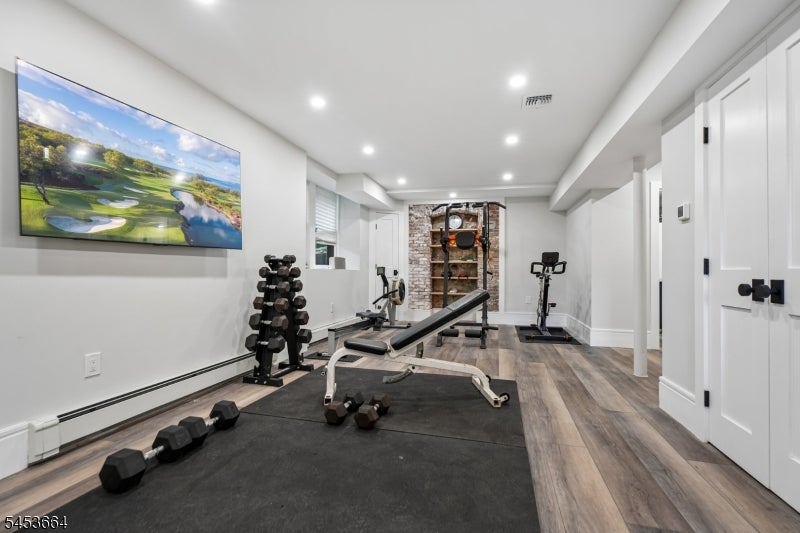 6 Edgehill Rd