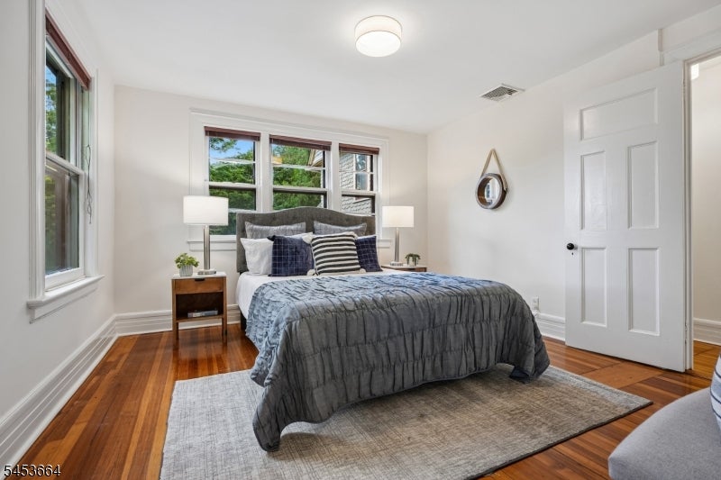 6 Edgehill Rd