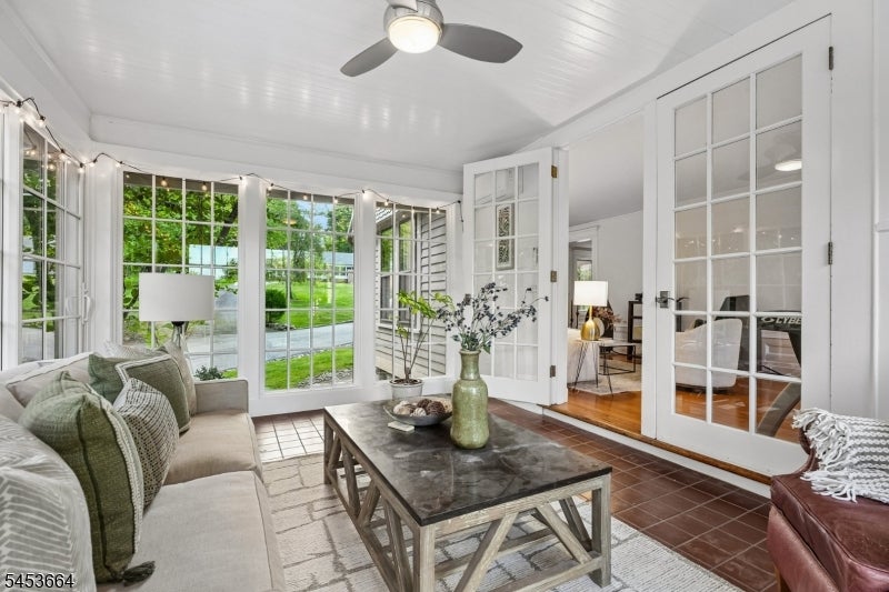 6 Edgehill Rd