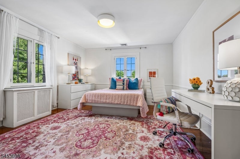 136 Summit Ave