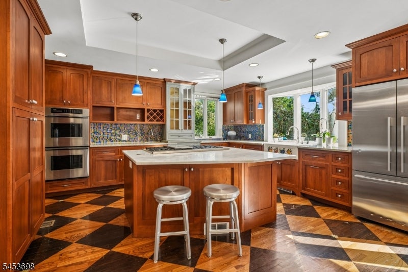 136 Summit Ave