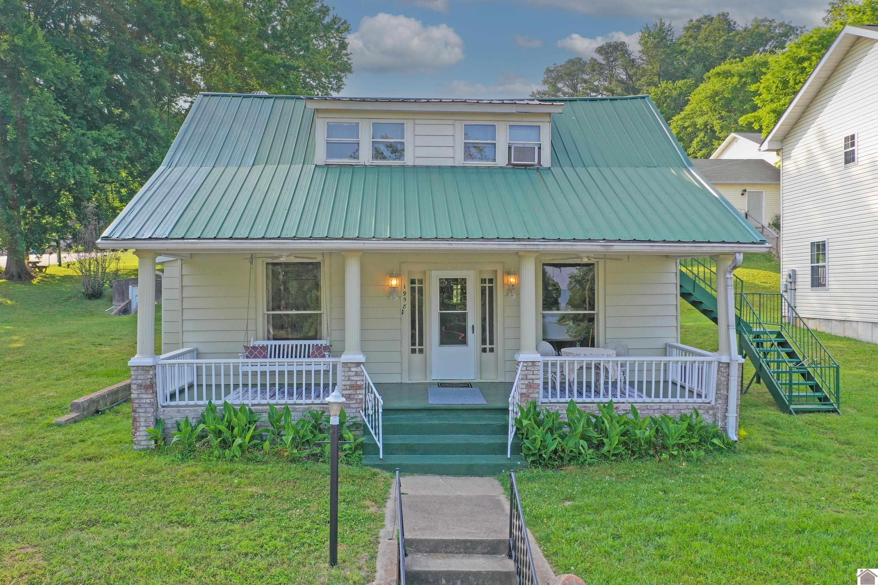 1958 Lake Barkley Dr