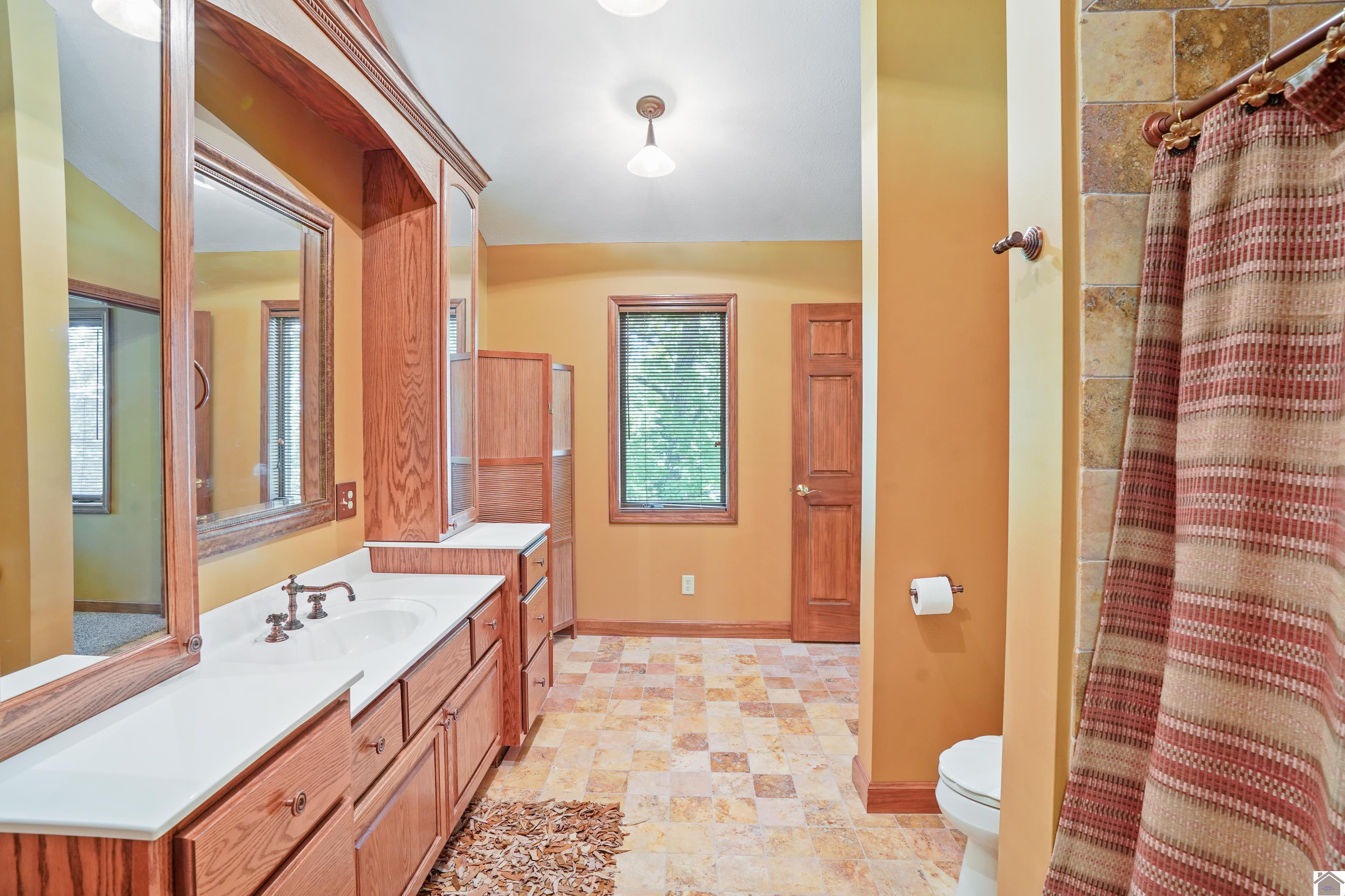 1621 Shoemaker Rd Unit: Kentucky Lake