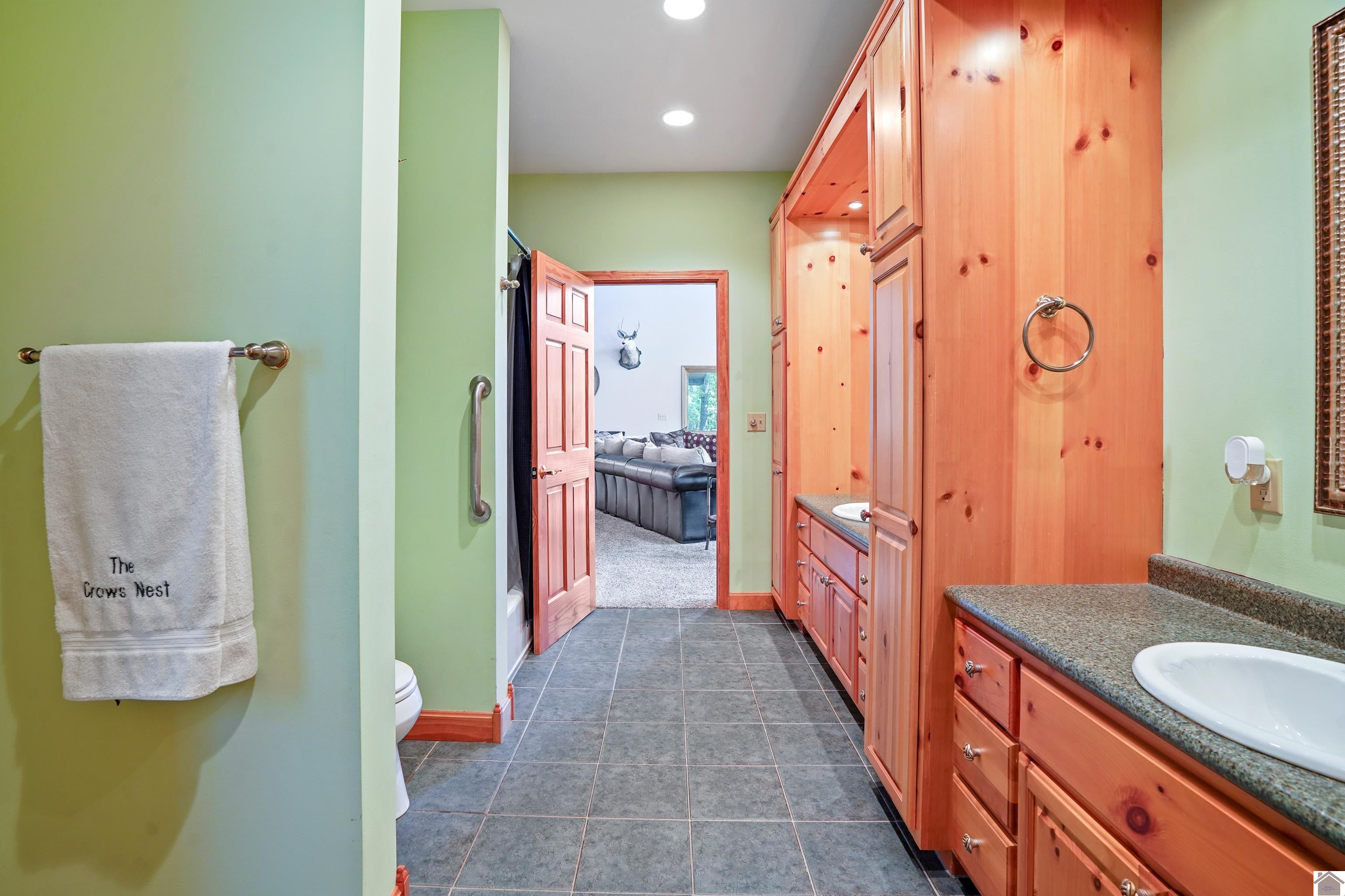 1621 Shoemaker Rd Unit: Kentucky Lake