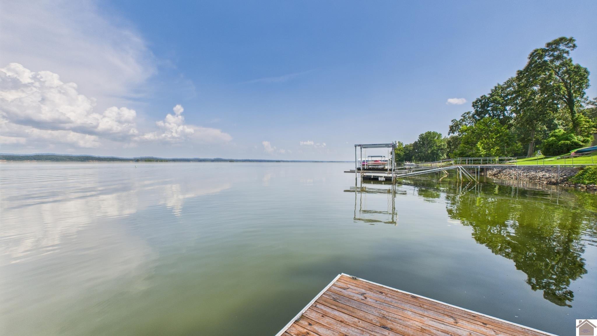 62 Lakeshore Dr Unit: Kentucky Lake