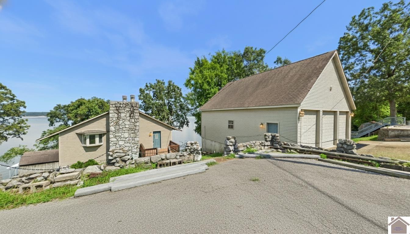 62 Lakeshore Dr Unit: Kentucky Lake