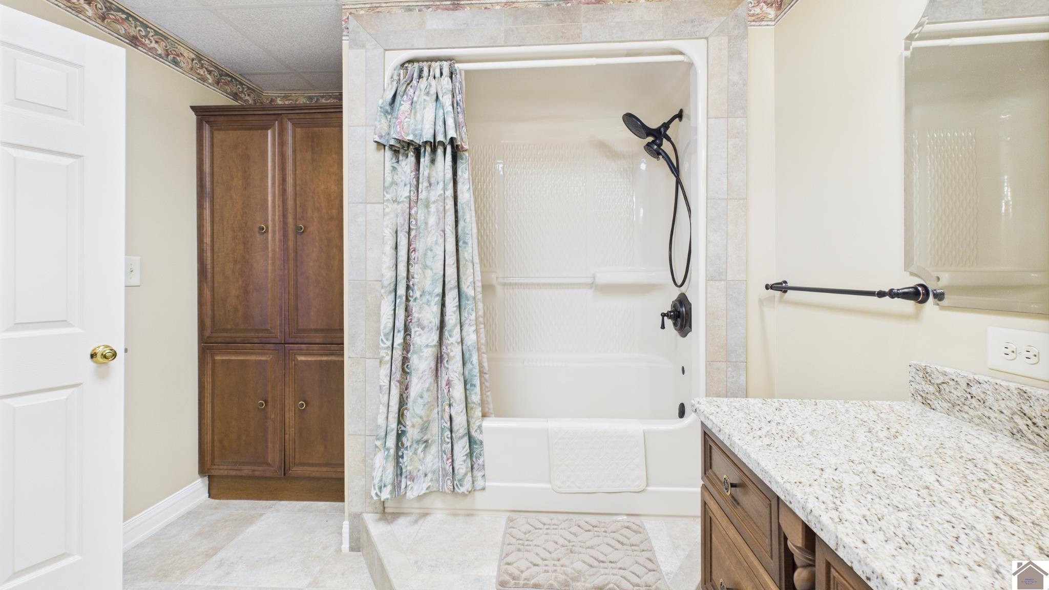 62 Lakeshore Dr Unit: Kentucky Lake