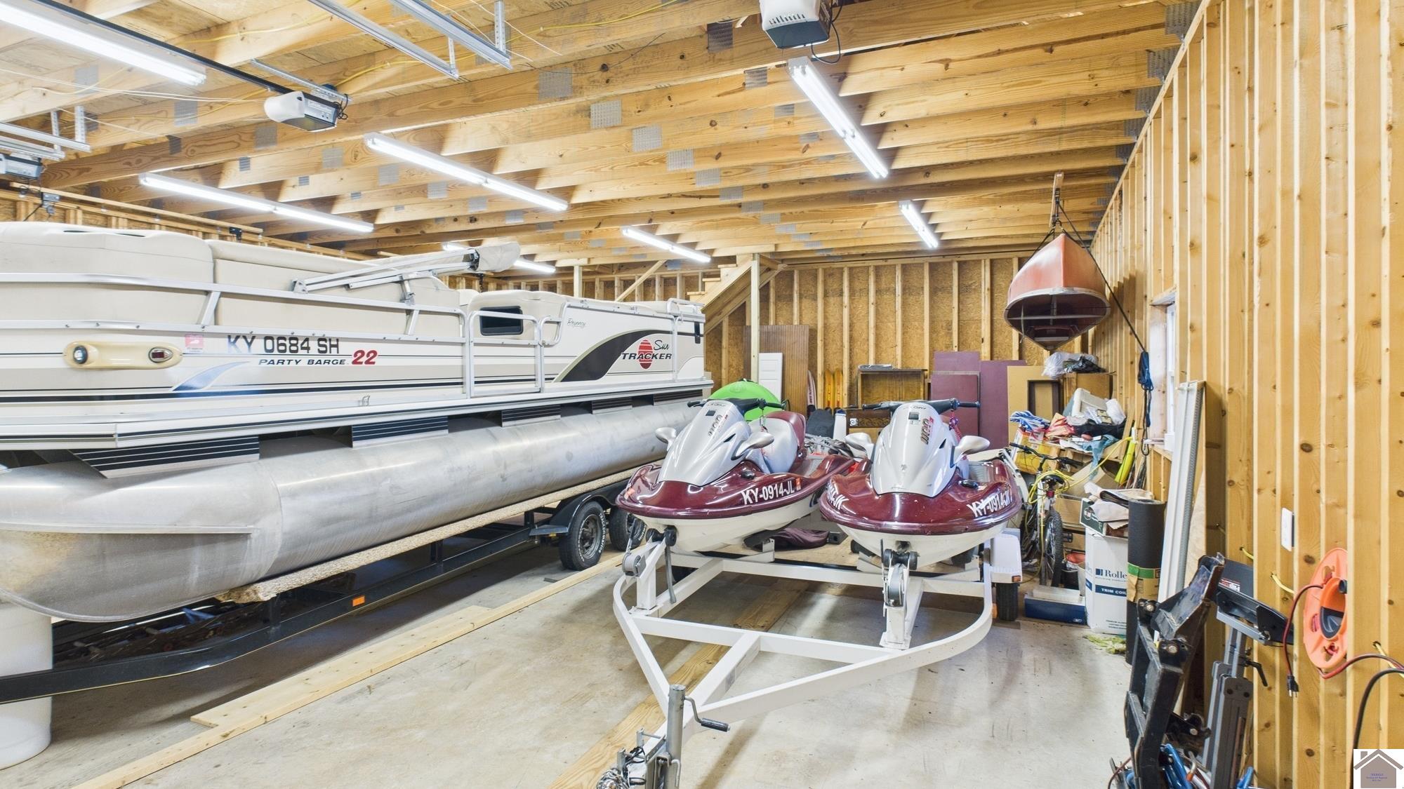 62 Lakeshore Dr Unit: Kentucky Lake